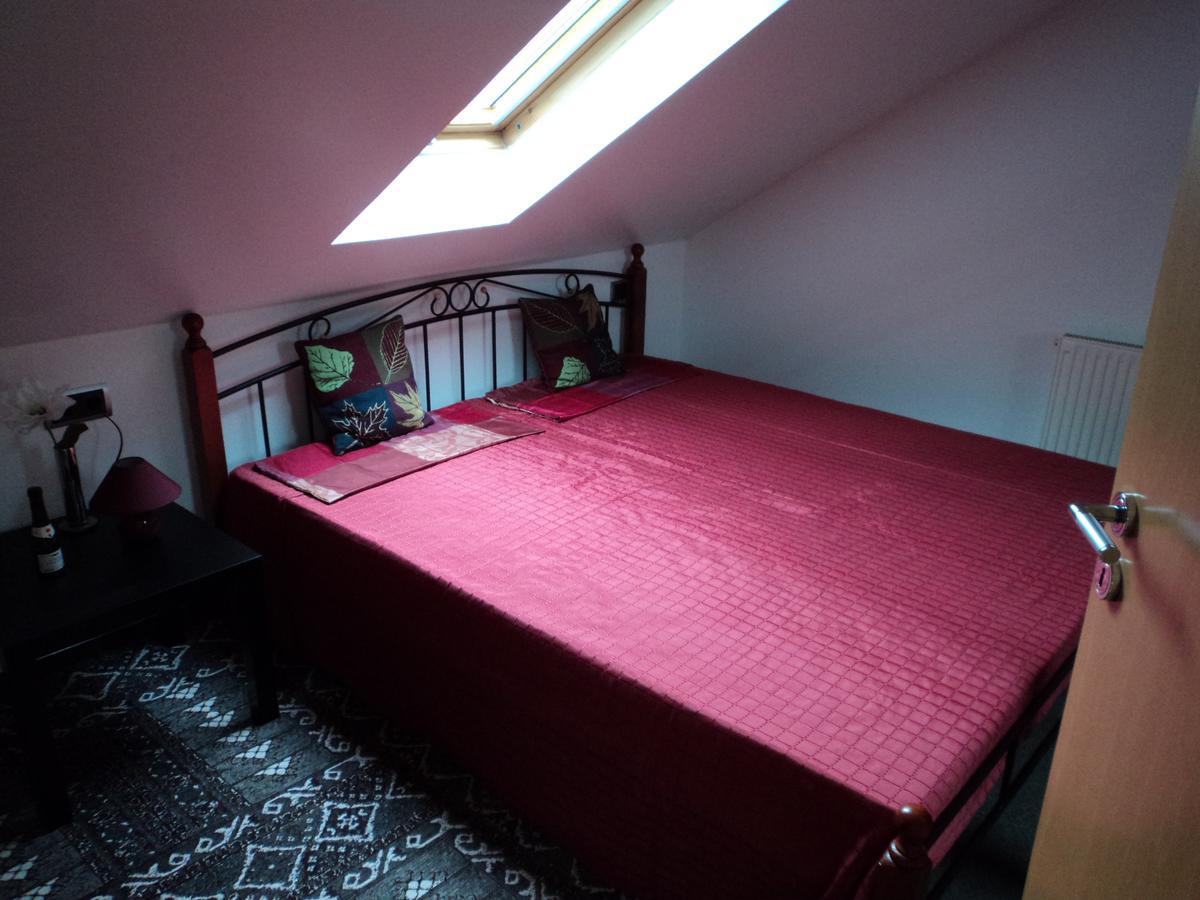 Ferienwohnung Rudolf-Lindner Neustadt an der Aisch Extérieur photo