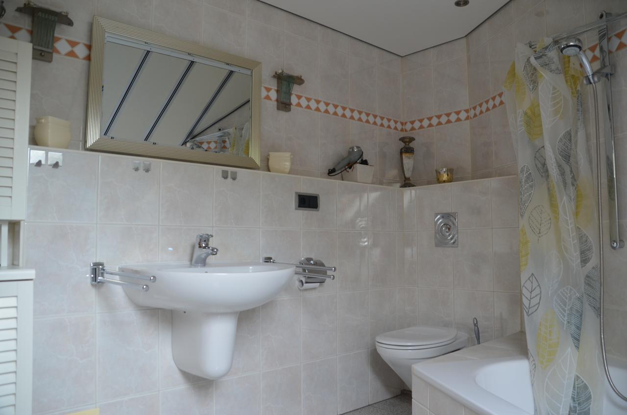 Ferienwohnung Rudolf-Lindner Neustadt an der Aisch Extérieur photo